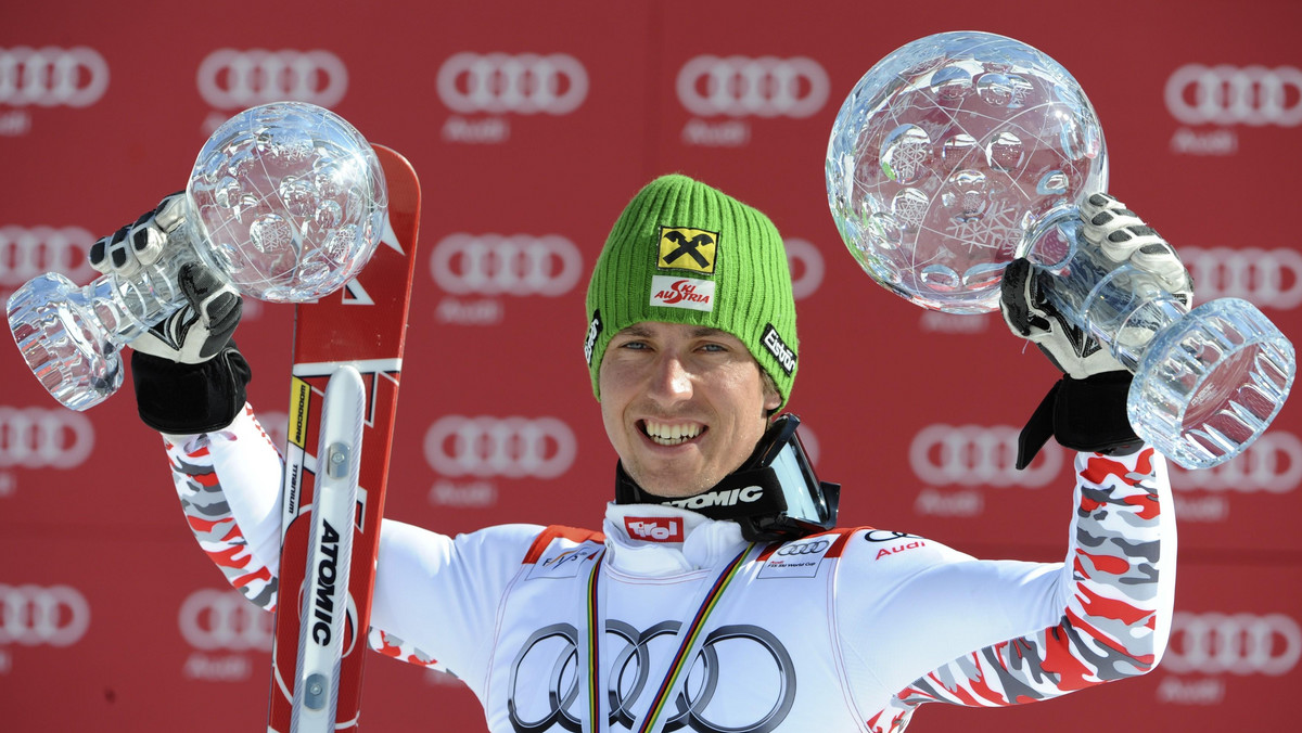 Austriak Marcel Hirscher uległ groźnie wyglądającemu wypadkowi drogowemu, w wyniku którego zniszczył swój samochód. Tegoroczny triumfator klasyfikacji generalnej alpejskiego Pucharu Świata szczęśliwie uniknął poważniejszych obrażeń ciała.