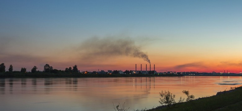 Pożar w Rosji po wybuchu w największej rafinerii w Syberii Wschodniej