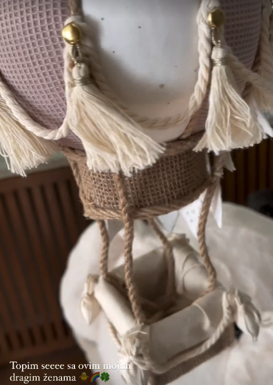 Kilibarda pokazala šta je dobila njena ćerkica