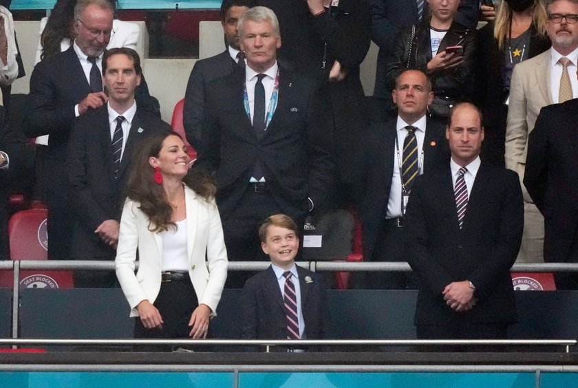 Kate, William i siedmioletni Jerzyk na trybunach na Wembley podczas finału Euro 2020