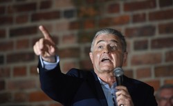 Frasyniuk do Biedronia: Twój pomysł, by doczekać do lutego, pachnie śmiercią