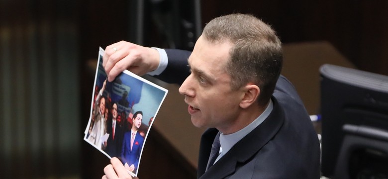 Tomczyk z PO: Nigdy nie myślałem, że pochwalę zmianę Macierewicza na Błaszczaka. A jednak...