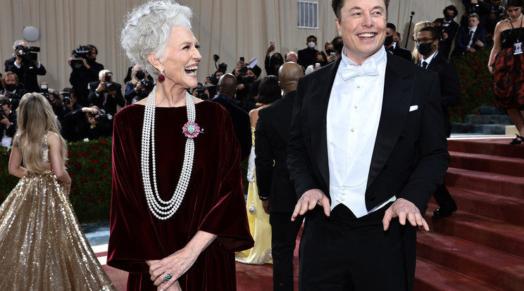 Elon Musk édesanyjával jelent meg a vörös szőnyegen/ Fotó: GettyImages