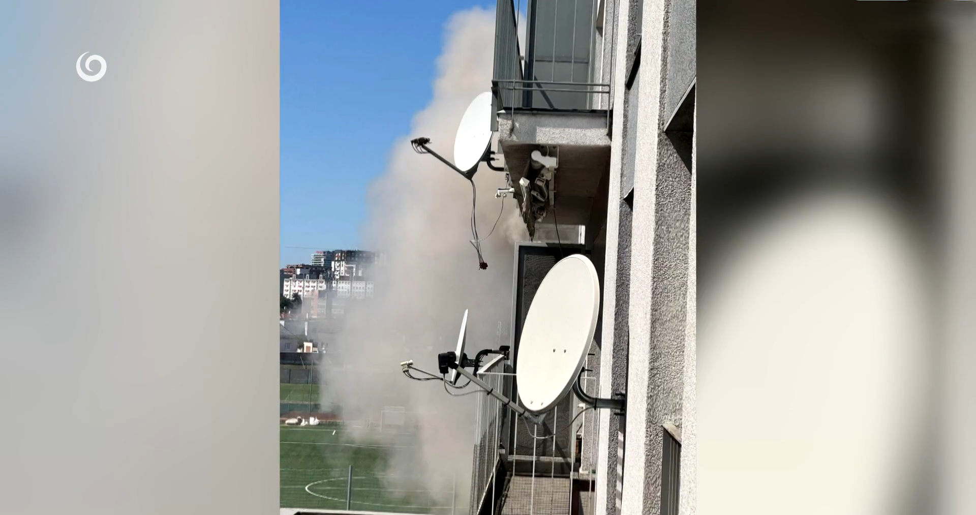 V horiacom byte v Ružinove našli bezvládne telá dvoch detí. 