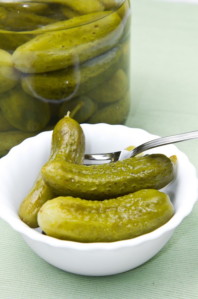 Sok od kiselih krastavaca - da ili ne?