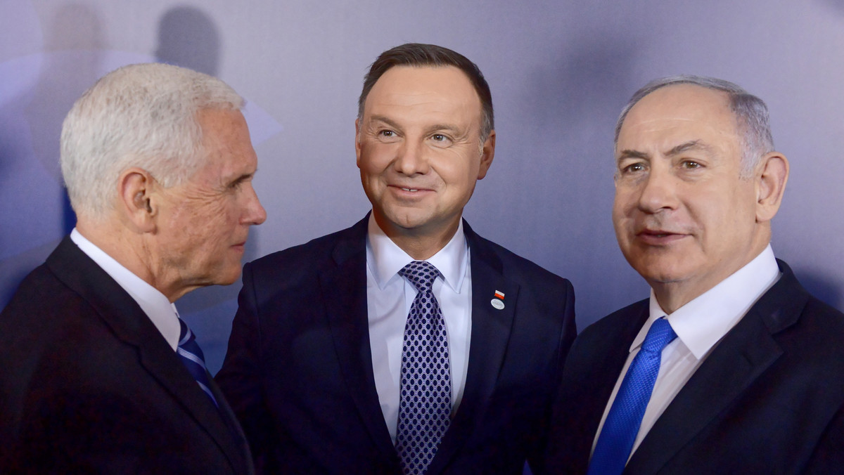 Prezydent Andrzej Duda podczas uroczystego obiadu otwierającego konferencję bliskowschodnią wyraził oczekiwanie otwartej i szczerej dyskusji; zadeklarował, że Polska chce być w tym neutralnym pośrednikiem - podał szef gabinetu prezydenta Krzysztof Szczerski.