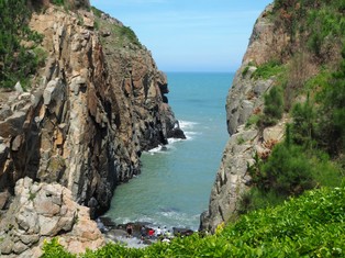 Chiny przeprowadzą ćwiczenia wojskowe? Pekin zagroził odpowiedzią, jeśli Pelosi przyleci do Tajpej