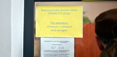 Absurd w Pabianicach! Po bilety kolejowe chodzą na pocztę