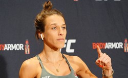 Gra na pianinie i nauka hiszpańskiego, czyli nowe pasje Joanny Jędrzejczyk