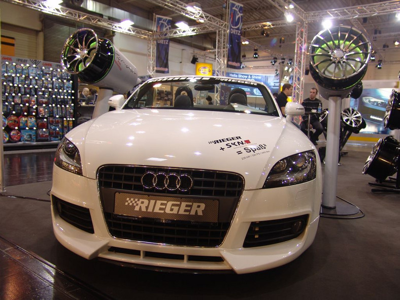 Essen Motor Show 2010: premiery w blasku tuningu, designu i modelek