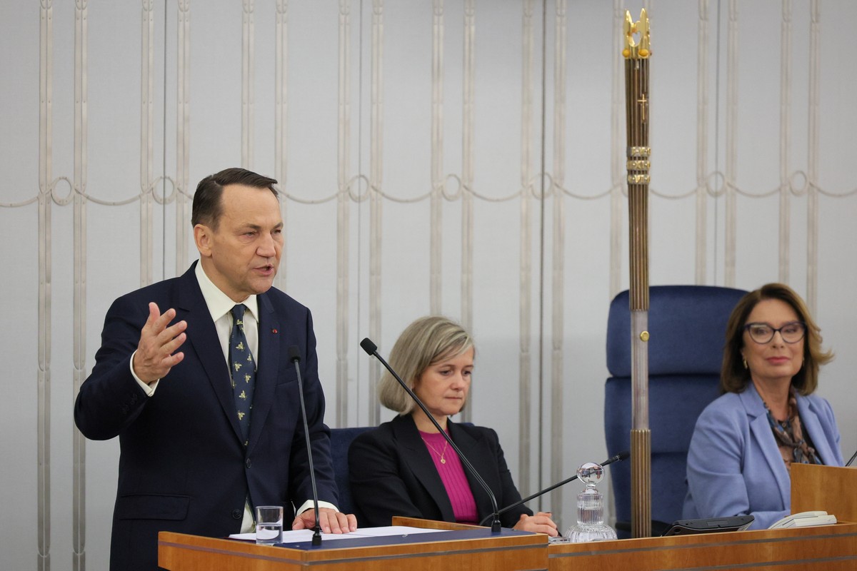 Polska stawia na gospodarkę opartą na wiedzy. Radosław Sikorski wzywa rodaków do powrotu