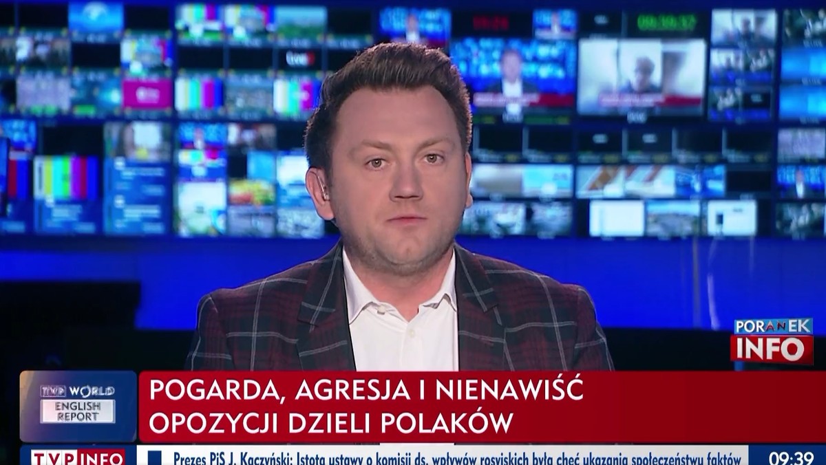 W niektóre paski aż trudno uwierzyć. Tak TVP Info atakuje Tuska oraz marsz