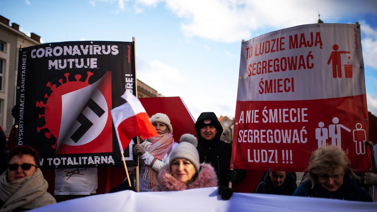 Protest koronasceptyków. 