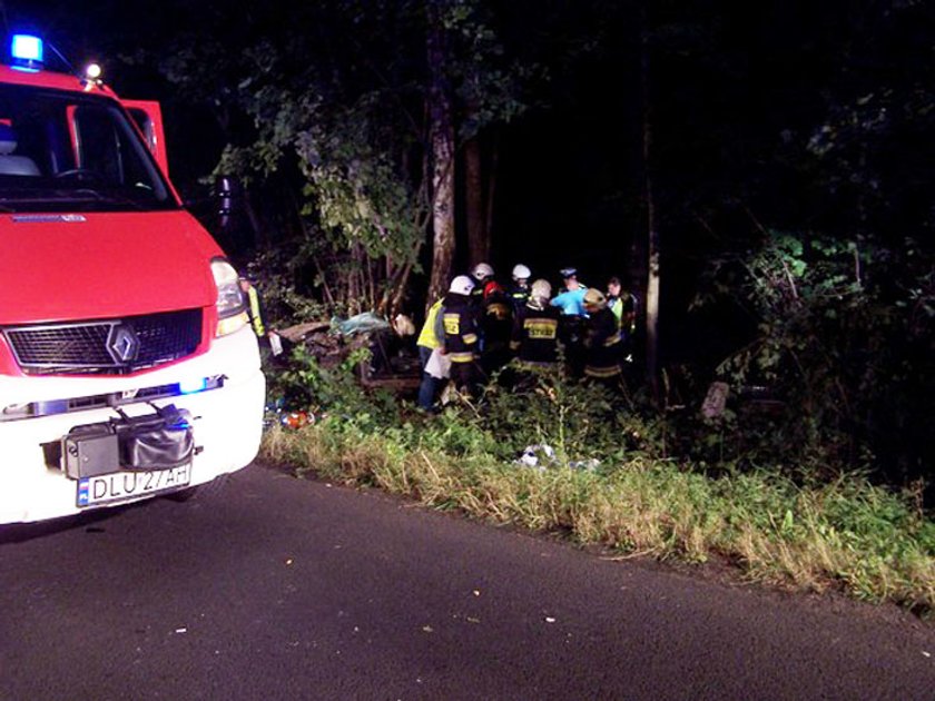 Wypadek samochodowy niedaleko Lubina