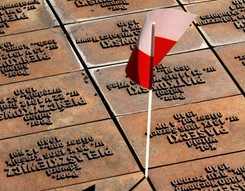 Brytyjczycy wiedzieli o Katyniu, ale zataili prawdę. NOWE DOKUMENTY