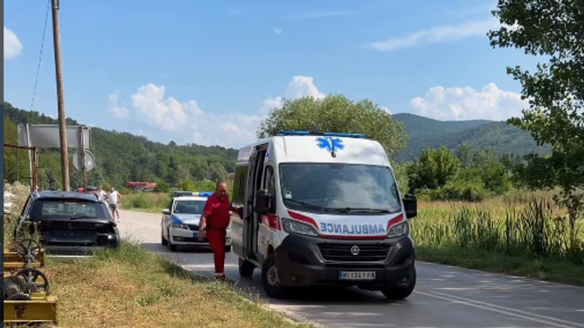 Nesreća na putu Niš-Gadžin Han