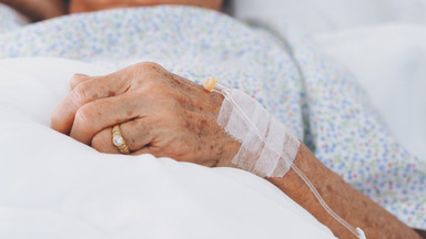 Niemcy: Setki seniorów umierają w domach opieki. "Politycy nie chcą słyszeć wołania o pomoc"