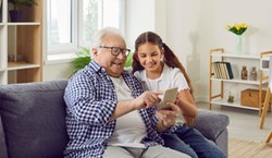 W PRL-u to były kultowe cytaty. Potrafisz dokończyć wierszyki Jana Brzechwy? QUIZ