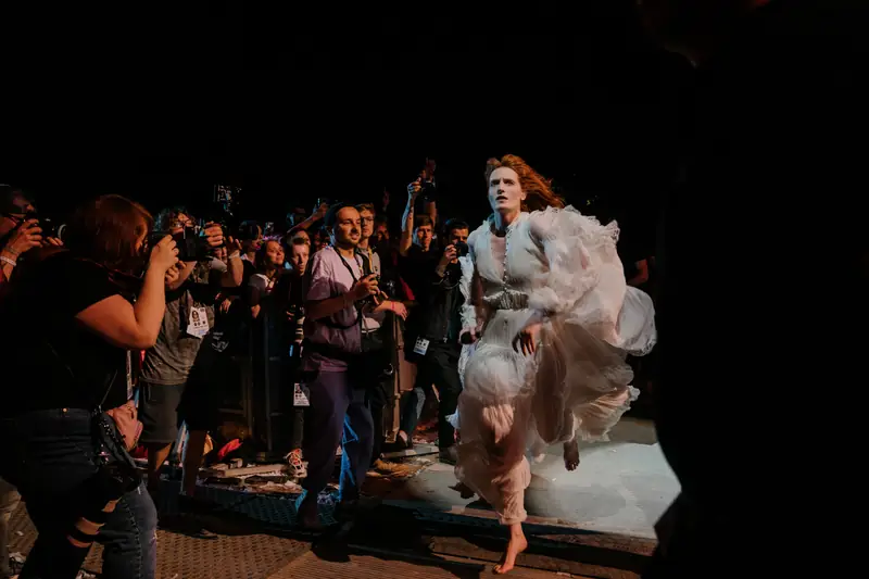 Florence Welch znów wybiegła do fanek i fanów zebranych pod sceną