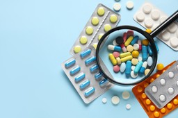 Zmiany w prawie korzystne dla pacjentów. Czy nowelizacja kodeksu postępowania cywilnego obniżyła ceny leków?