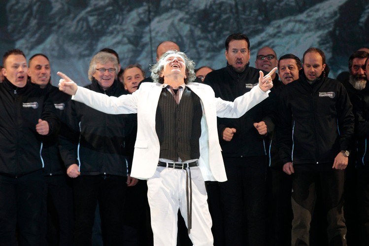 Goran Bregović na ceremonii otarcia narciarskich mistrzostw świata, 2013