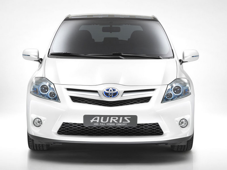 IAA Frankfurt 2009: Auris jako full-hybrid, zmodernizowany Land Cruiser, Prius Plug-in