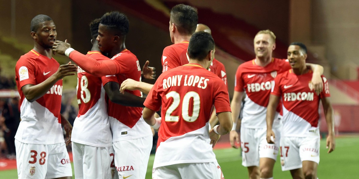 AS Monaco v EA Guingamp