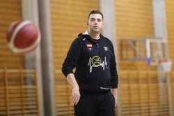 Marcin Stefański, trener Trefla: Rywalizacja zaczyna się od nowa [WYWIAD]