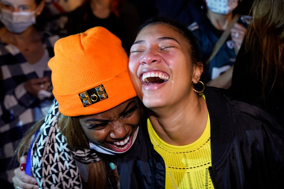 Smeh i suze radosnice nakon izbora novog predsednika SAD