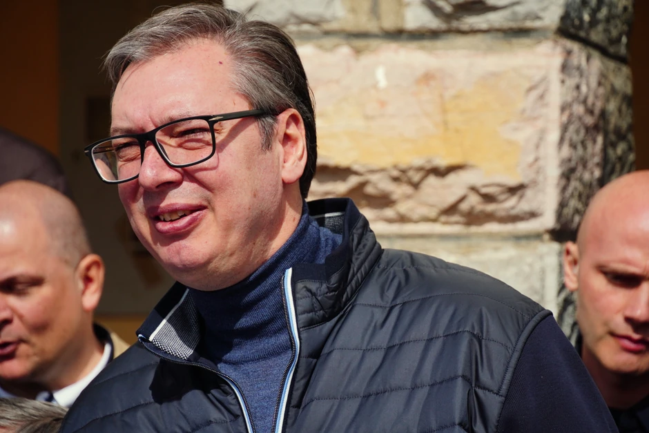 Vučić kaže da ima na stotine hiljada njih koji svakog dana moraju da mu poruče "bićeš ubijen"