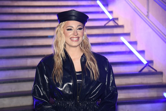 ZAMEŠALE UZ HIT TEE TAIROVIĆ Vesna Đogani i Sara Jo se uvijaju na proslavi rođendana: Snimile i Đoleta, vreli kadrovi završili na mrežama