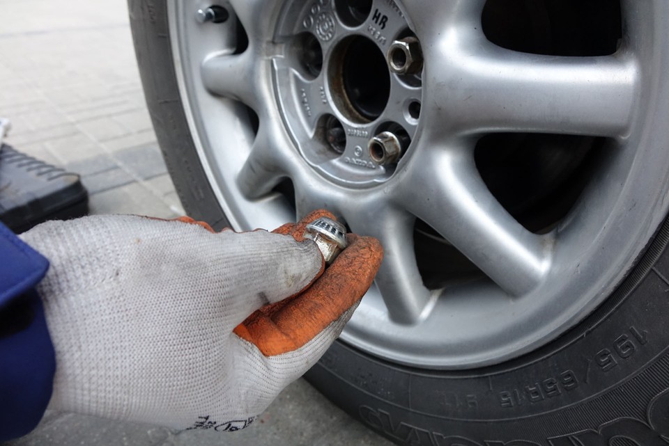 Замена колеса шаг за шагом