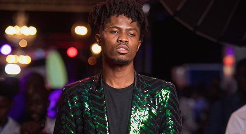 Ghanaian rapper, Kwesi Arthur gives us style inspiration at the 2019 VGMA