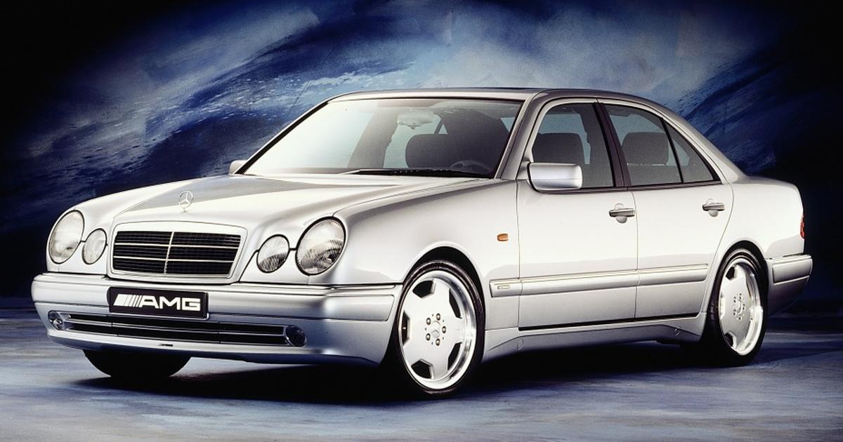 Mercedes W 210 skończył 25 lat srebrny jubileusz