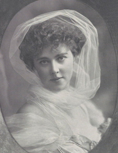 Księżna Daisy miała obywatelstwo polskie · fot. Fundacja Księżnej Daisy von Pless