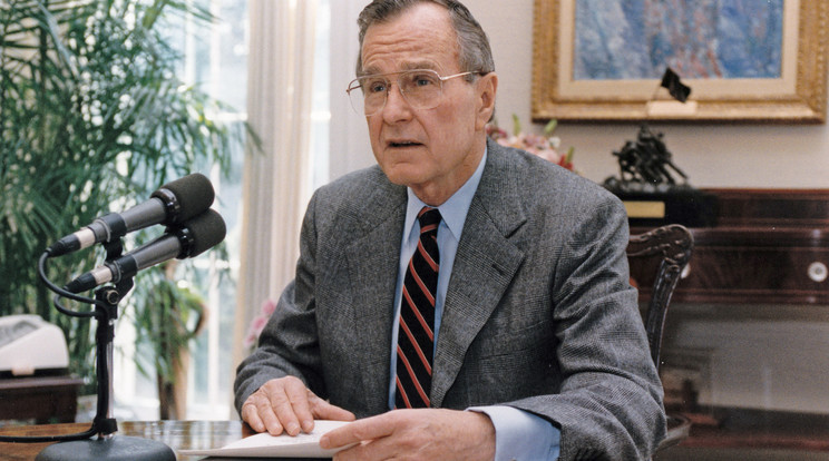 George H.W. Bush - Fotó Northfoto