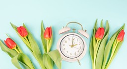 zmiana czasu na letni 2026. kiedy przestawiamy zegarki?