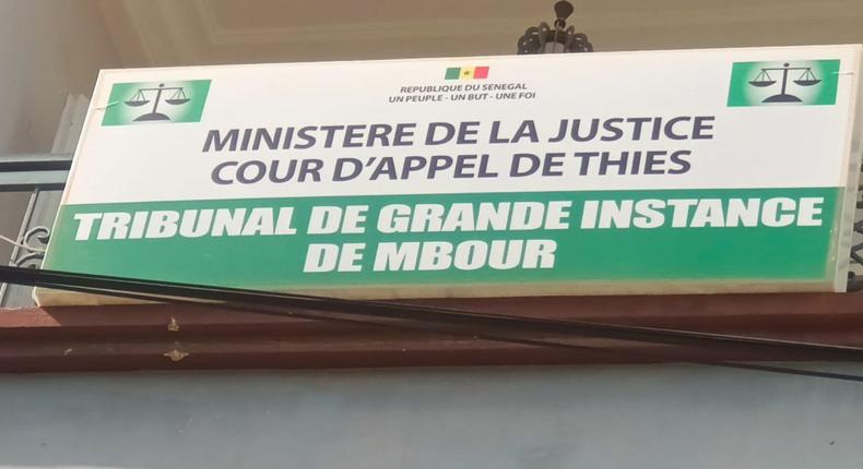 tribunal mbour