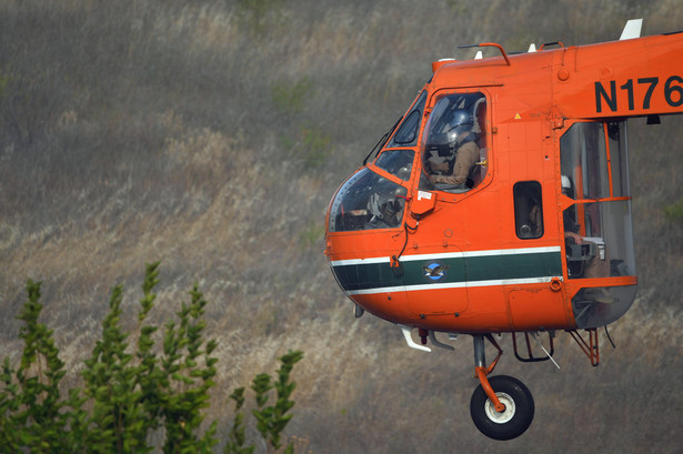 Helikopter greckiej straży pożarnej