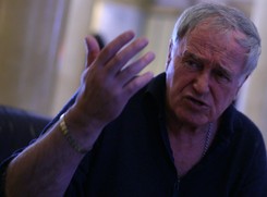 Żył pełnią życia, umarł 'na własnych warunkach'. Jan Nowicki obchodziłby 84. urodziny