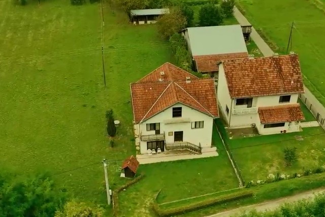 Vlade Divac, kuća
