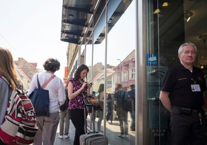 Penzioneri rade kao obezbeđenje više nego mladi