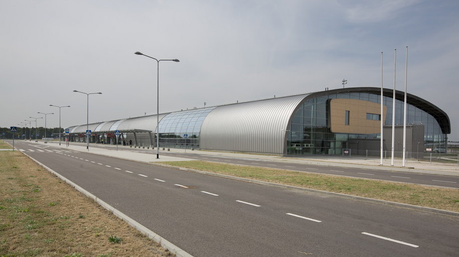 Lotnisko w Modlinie powstało w miejscu dawnego lotniska wojskowego