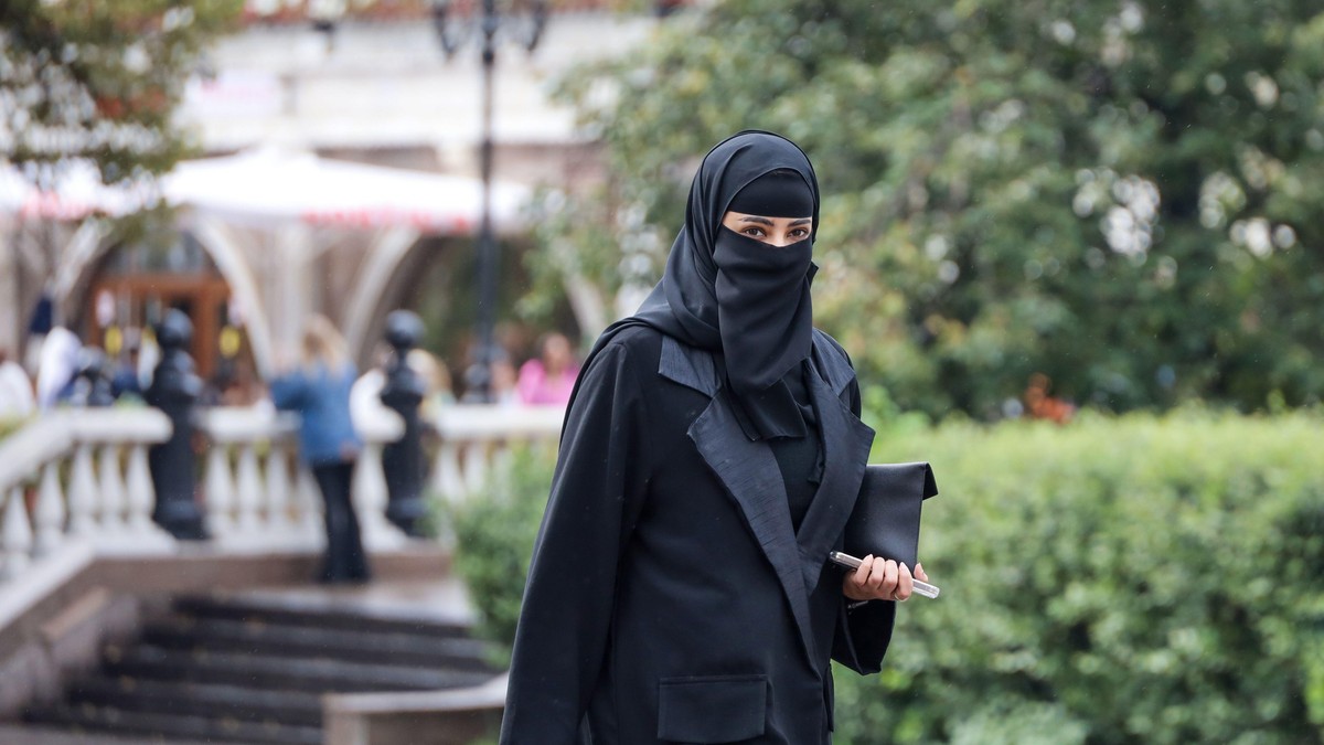 Ćerka pravoslavnog sveštenika prešla u Islam (Ilustracija)