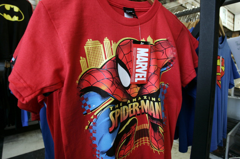 Koszulka ze Spider-Manem, postacią stworzoną przez Marvel, fot.Jonathan Alcorn/Bloomberg