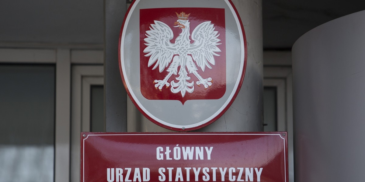 Główny Urząd Statystyczny ma wielką władzę w Polsce. To na podstawie jego danych kalibrowane są liczne wskaźniki w kraju.Czy jednak Urząd nie zaniża pewnych liczb?