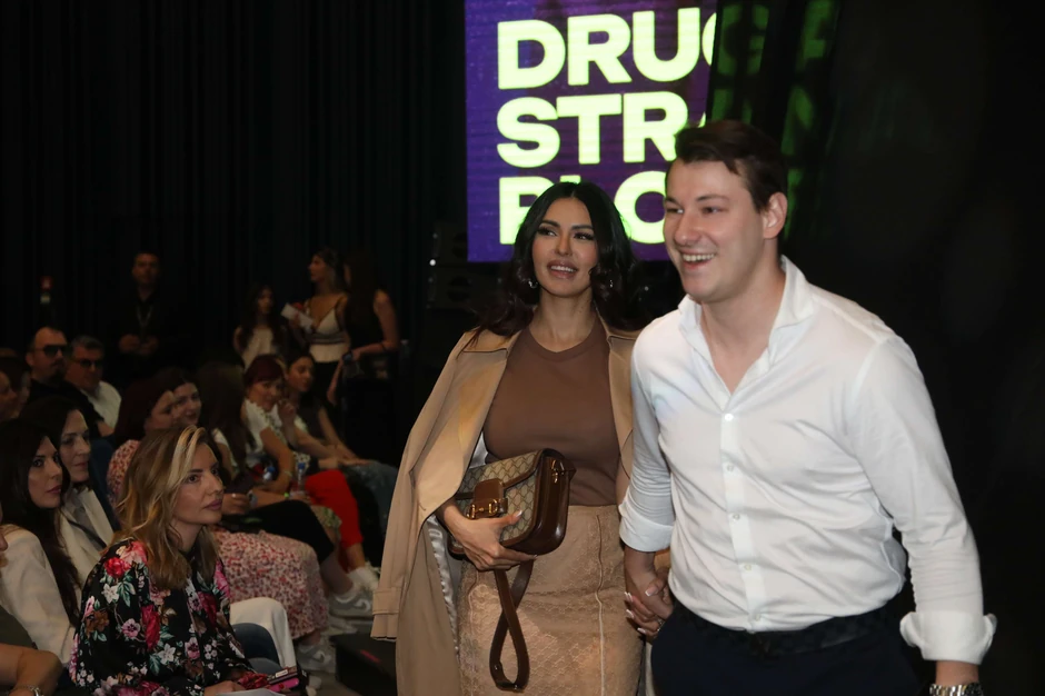 Tanja Savić, Muhamed Muki Bešić