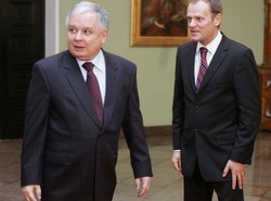 Tusk pogania prezydenta Kaczyńskiego