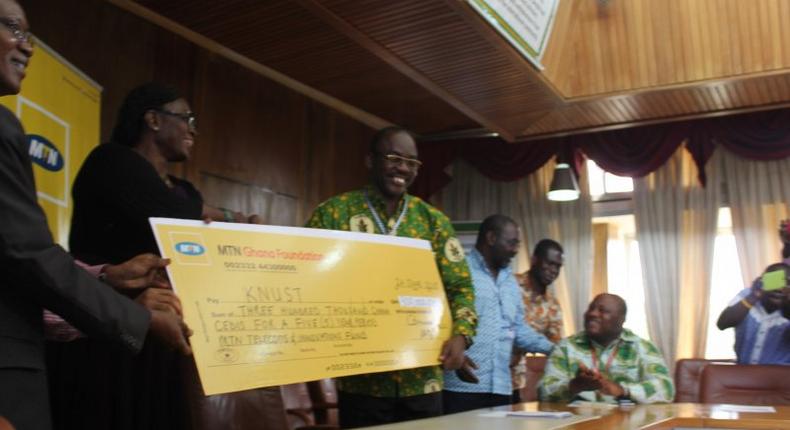 MTN sets up Ghc300k research fund at KNUST