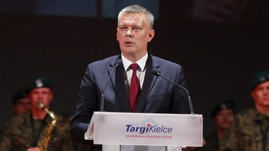 Tomasz Siemoniak: Szeremietiew skupił się na samochodzie z kierowcą i wysokiej pensji